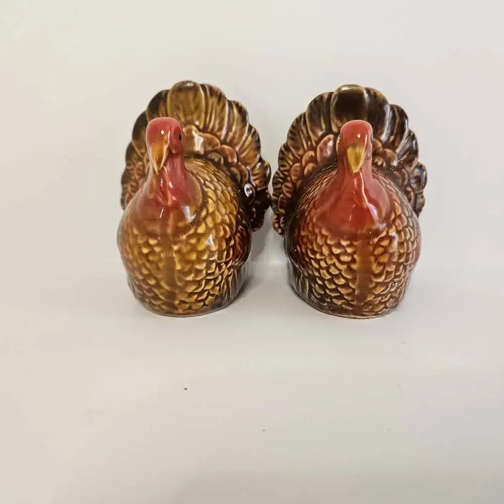 Vintage Ceramic Turkey Salt And Pepper Shakers Thanksgiving Fall Harvest